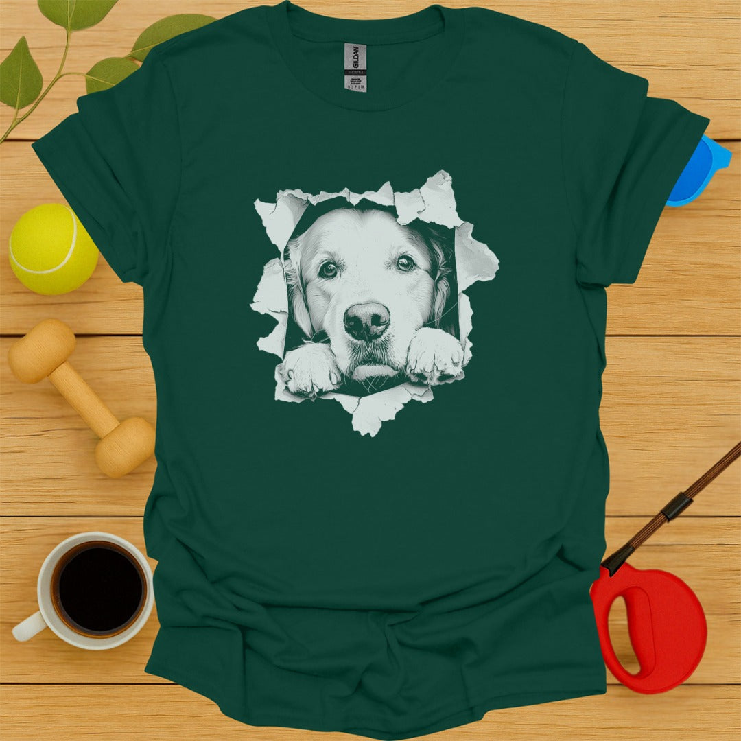 Golden Retriever Peaking T-Shirt