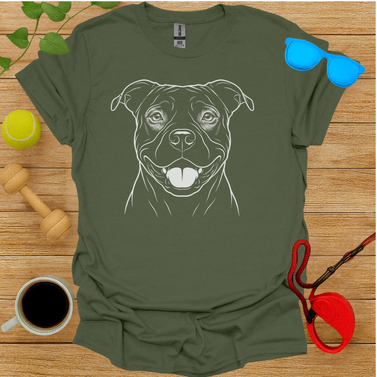 Smiling Dog Graphic Tee Perfect for Animal Lovers