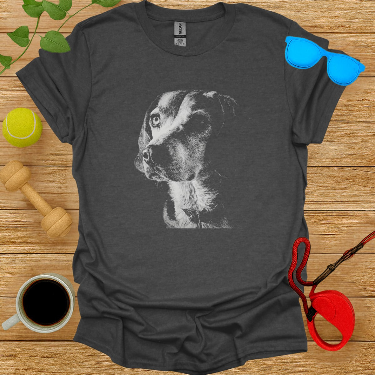 Black Shirt with Dog Illustration Print Casual Tees