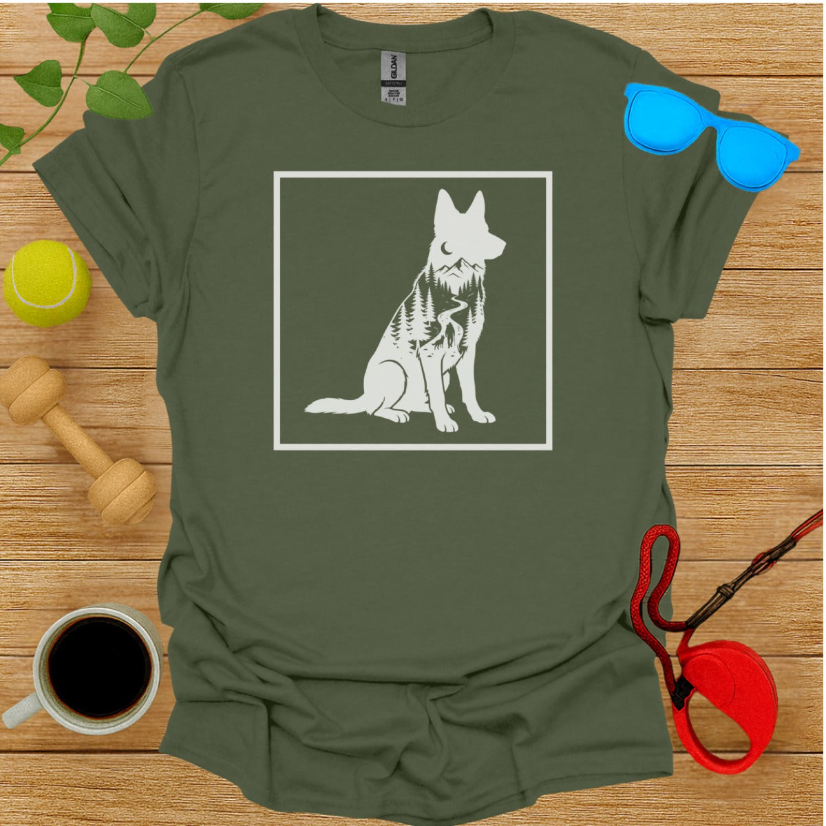Graphic T-shirt with Artistic Dog Square Design