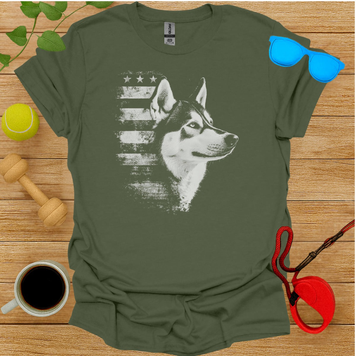 Husky Dog Graphic American Flag Design T-Shirt